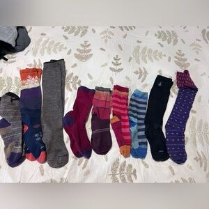 Assorted Colorful woman’s wool Socks. 7 pairs of Darn Tough